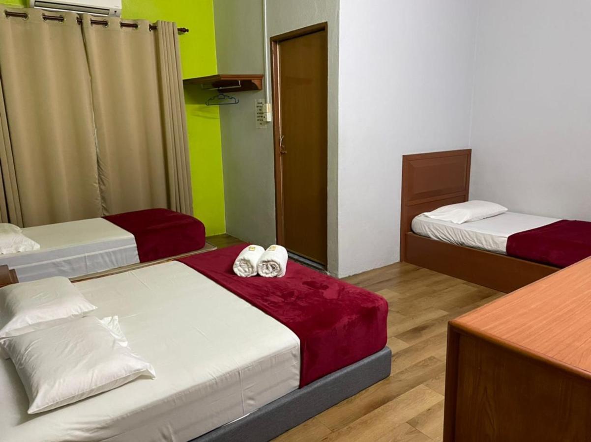 Samudera Hotel Kampung Kuala Besut Εξωτερικό φωτογραφία