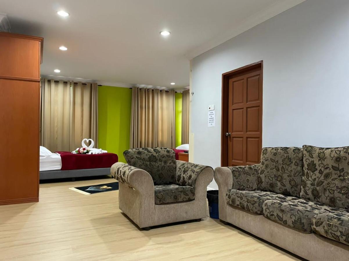 Samudera Hotel Kampung Kuala Besut Εξωτερικό φωτογραφία