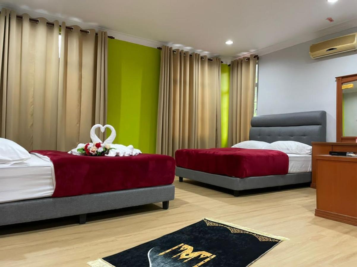 Samudera Hotel Kampung Kuala Besut Εξωτερικό φωτογραφία