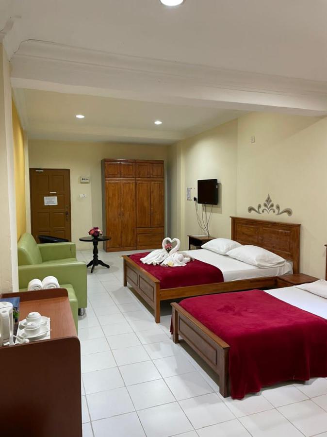 Samudera Hotel Kampung Kuala Besut Εξωτερικό φωτογραφία